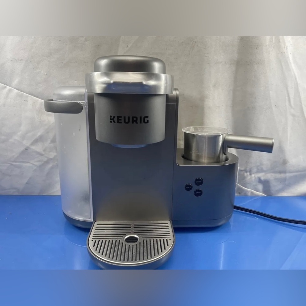 Keurig K-CAFE K84 SPECIAL EDITION SINGLE SERVE COFFEE LATTE & CAPPUCCINO MAKER